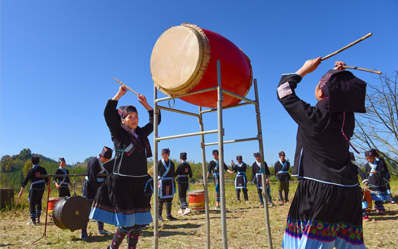 國(guó)家級(jí)非遺項(xiàng)目田林瑤族銅鼓舞培訓(xùn)。