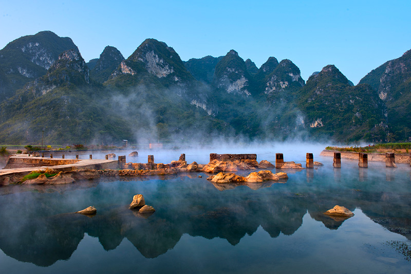 宛如人間仙境的龍?zhí)鹅`湖風(fēng)景區(qū)