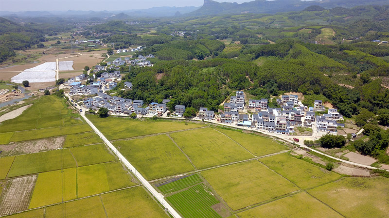 王眉村全景。