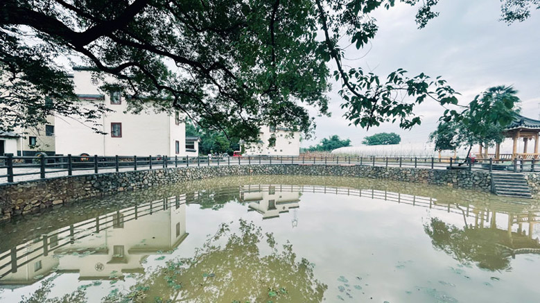 桂林市靈川縣潭下鎮(zhèn)老街村。