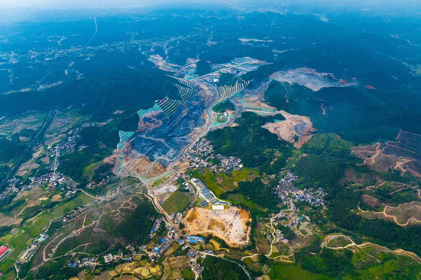 平陸運(yùn)河“破山向?！?。平陸運(yùn)河集團(tuán)供圖